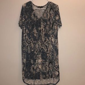 V-neck Snakeskin Print Dress